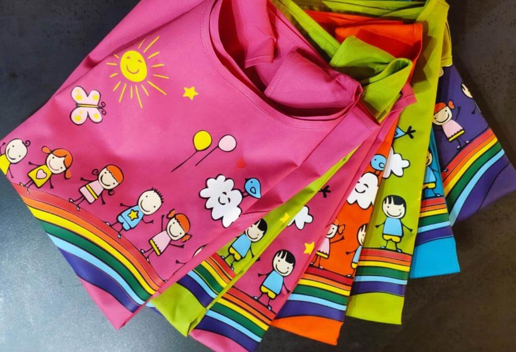 Grembiuli personalizzati per Maestre 2 grembiuli maestre collezione arcobaleno