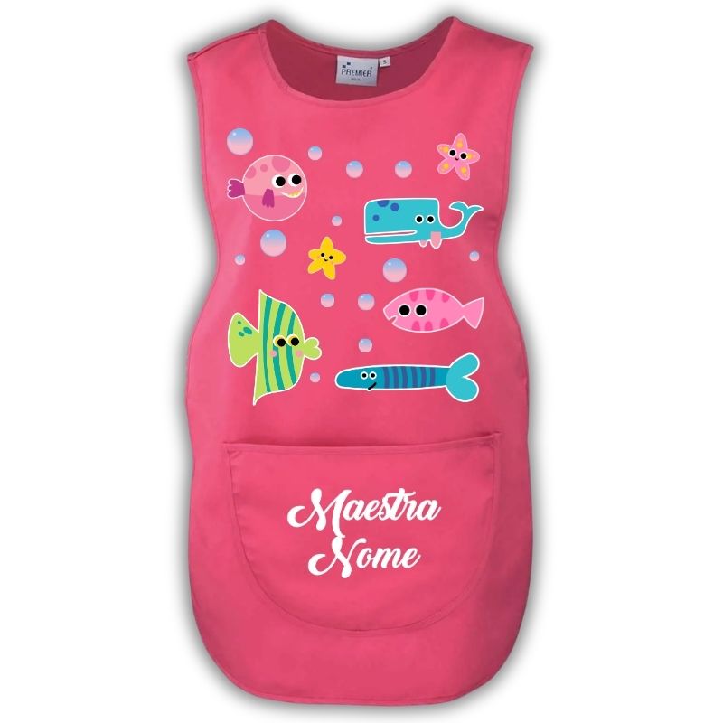 Grembiule Maestra Pesciolini fucsia Grembiule da maestra personalizzato Pesciolini colore fucsia con nome, per scuola dell’infanzia e asilo nido